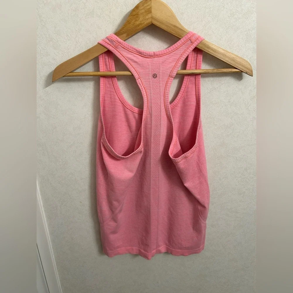 Lululemon Swiftly Tech Racerback size 8 - Picture 8 of 8
